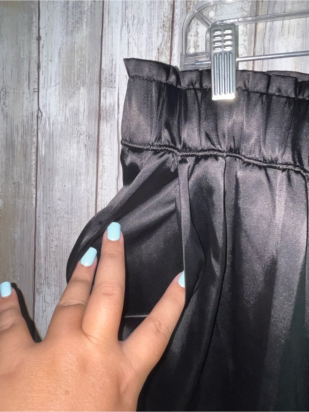 NWT Lane Bryant Satin Jogger Pants Black High Rise Size 16 - Picture 3 of 6
